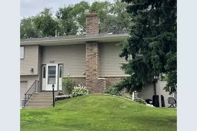 11954 70th Place N, Maple Grove, MN 55369 - Photo 5
