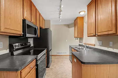14260 Fountain Hills Court NE, Prior Lake, MN 55372 - Photo 11