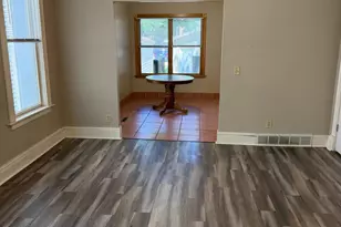 110 Van Brunt St, Mankato, MN 56001 - Photo 5