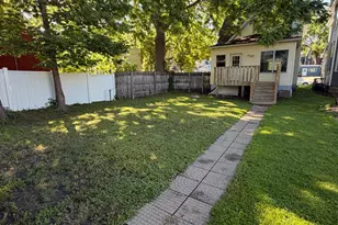 110 Van Brunt St, Mankato, MN 56001 - Photo 13