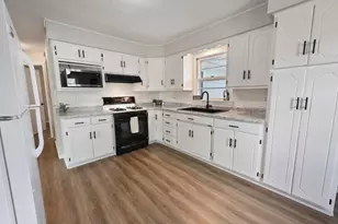 10440 115th St NE, Foley, MN 56329 - Photo 7