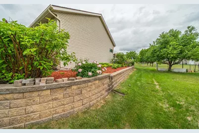 969 32nd Street S, Moorhead, MN 56560 - Photo 5