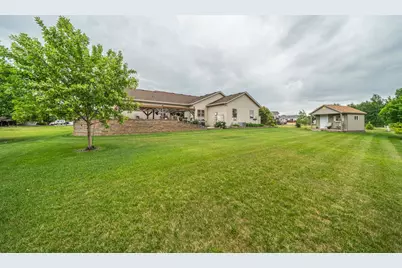 969 32nd Street S, Moorhead, MN 56560 - Photo 7