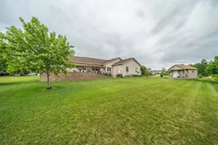 969 32nd St S, Moorhead, MN 56560 - Photo 7