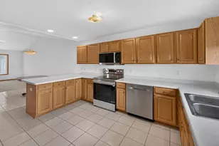 4514 Meadow Lakes Dr NW, Rochester, MN 55901 - Photo 9