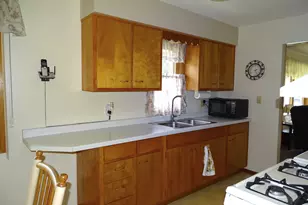922 Auth St, Durand, WI 54736 - Photo 13