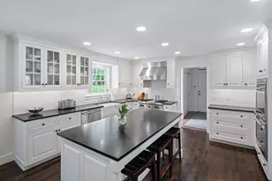 235 Hollander Rd, Wayzata, MN 55391 - Photo 17