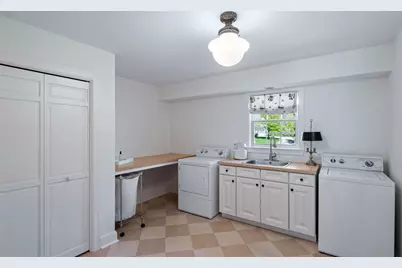 235 Hollander Road, Wayzata, MN 55391 - Photo 25