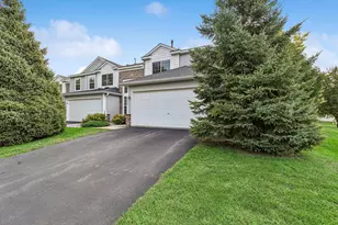 7635 Arboretum Village Ct, Chanhassen, MN 55317 - Photo 3