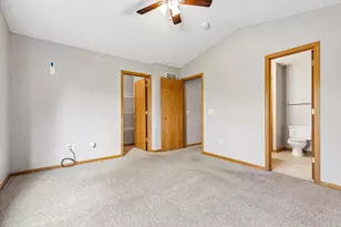 7635 Arboretum Village Ct, Chanhassen, MN 55317 - Photo 29