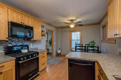 705 Wall Street, North Mankato, MN 56003 - Photo 11