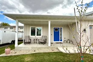 704 Maple Pl, Northfield, MN 55057 - Photo 3