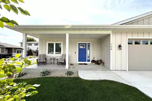 704 Maple Pl, Northfield, MN 55057 - Photo 9