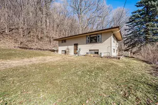 48050 Old River Bluff Rd, Saint Peter, MN 56082 - Photo 55