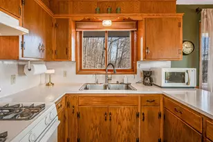 48050 Old River Bluff Rd, Saint Peter, MN 56082 - Photo 29