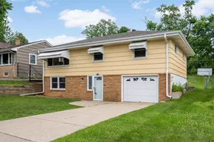 1218 Kent St N, Saint Paul, MN 55117 - Photo 7