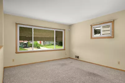 1218 Kent Street N, Saint Paul, MN 55117 - Photo 17