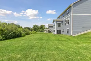 8143 Haywood Dr, Lino Lakes, MN 55014 - Photo 23
