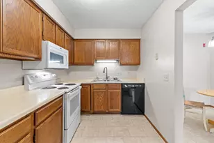4165 Hilltop Point, Eagan, MN 55123 - Photo 5