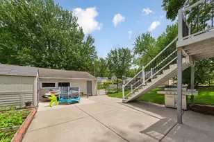 3229 Texas Ave S, Saint Louis Park, MN 55426 - Photo 9