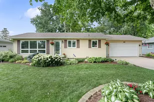 576 Phelps St, Owatonna, MN 55060 - Photo 1
