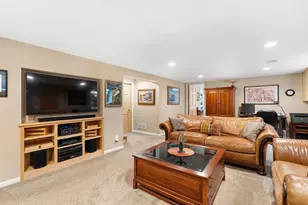 576 Phelps St, Owatonna, MN 55060 - Photo 27