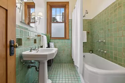 2748 Fillmore Street NE, Minneapolis, MN 55418 - Photo 17