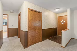 9 6th Ave NE, Osseo, MN 55369 - Photo 3