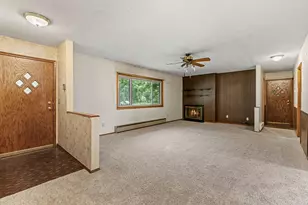 9 6th Ave NE, Osseo, MN 55369 - Photo 3