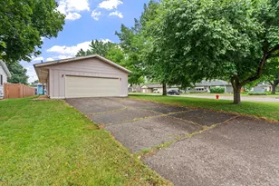 9 6th Ave NE, Osseo, MN 55369 - Photo 45