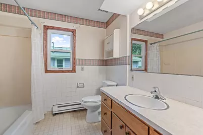 9 6th Avenue NE, Osseo, MN 55369 - Photo 13