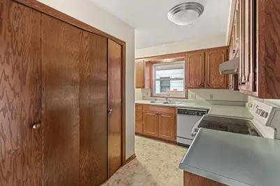 9 6th Avenue NE, Osseo, MN 55369 - Photo 25
