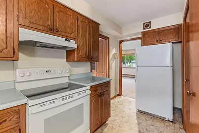 9 6th Avenue NE, Osseo, MN 55369 - Photo 7