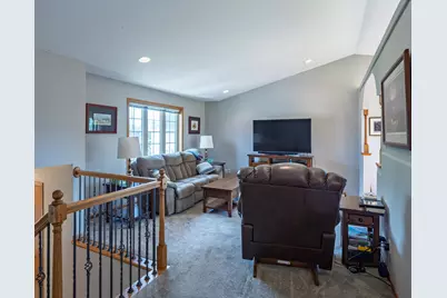 807 23rd St Circle NE, Kasson, MN 55944 - Photo 9