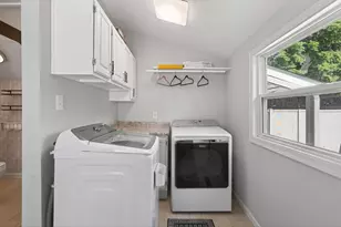 1061 Ohio St, West Saint Paul, MN 55118 - Photo 17