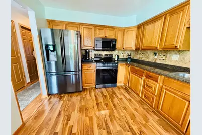 821 Clover Leaf Parkway NE, Blaine, MN 55434 - Photo 7