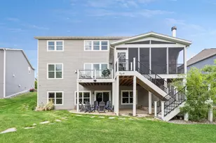 5545 Garland Ln N, Plymouth, MN 55446 - Photo 49