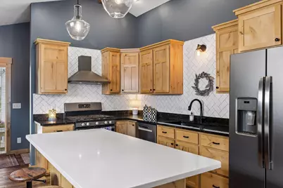 3188 Newcastle Drive, River Falls, WI 54022 - Photo 7