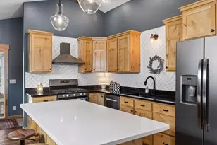 3188 Newcastle Dr, River Falls, WI 54022 - Photo 7