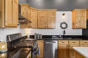 3188 Newcastle Dr, River Falls, WI 54022 - Photo 5