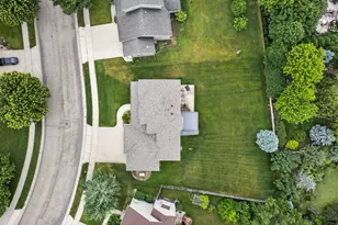 2043 Hightop Pl NE, Rochester, MN 55906 - Photo 9
