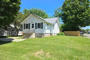 305 N Wabasha, Plainview, MN 55964 - Photo 5