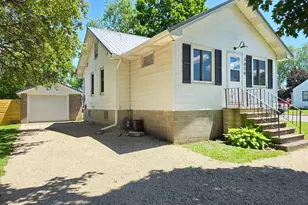 305 N Wabasha, Plainview, MN 55964 - Photo 7