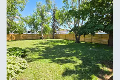 305 N Wabasha, Plainview, MN 55964 - Photo 11