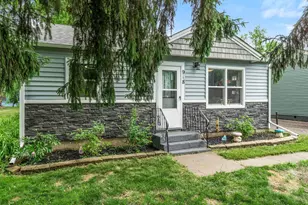 918 Maple Ave E, Mora, MN 55051 - Photo 3