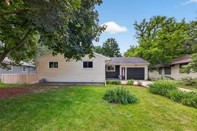 850 11 1/2 Street SW, Rochester, MN 55902 - Photo 1