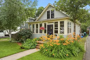 855 Delaware Ave, Saint Paul, MN 55107 - Photo 1