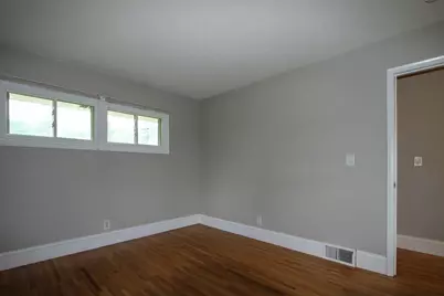 8613 Zenith Road, Bloomington, MN 55431 - Photo 7