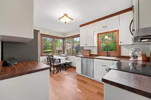 1576 Grotto St N, Saint Paul, MN 55117 - Photo 7