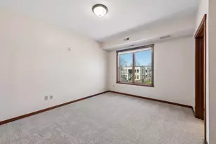 625 Dayton Ave, Saint Paul, MN 55104 - Photo 19